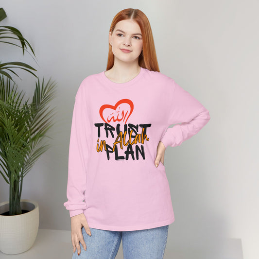 Trust in Allah's Plan Typographic Long Sleeve Tee T-Shirt - Tawakkul Cozy Soft Cotton Unisex Long Sleeve Tee