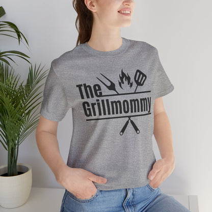 The Grillmommy Typography Tee T-Shirt - Cozy Soft Cotton Unisex BBQ Graphic Tee