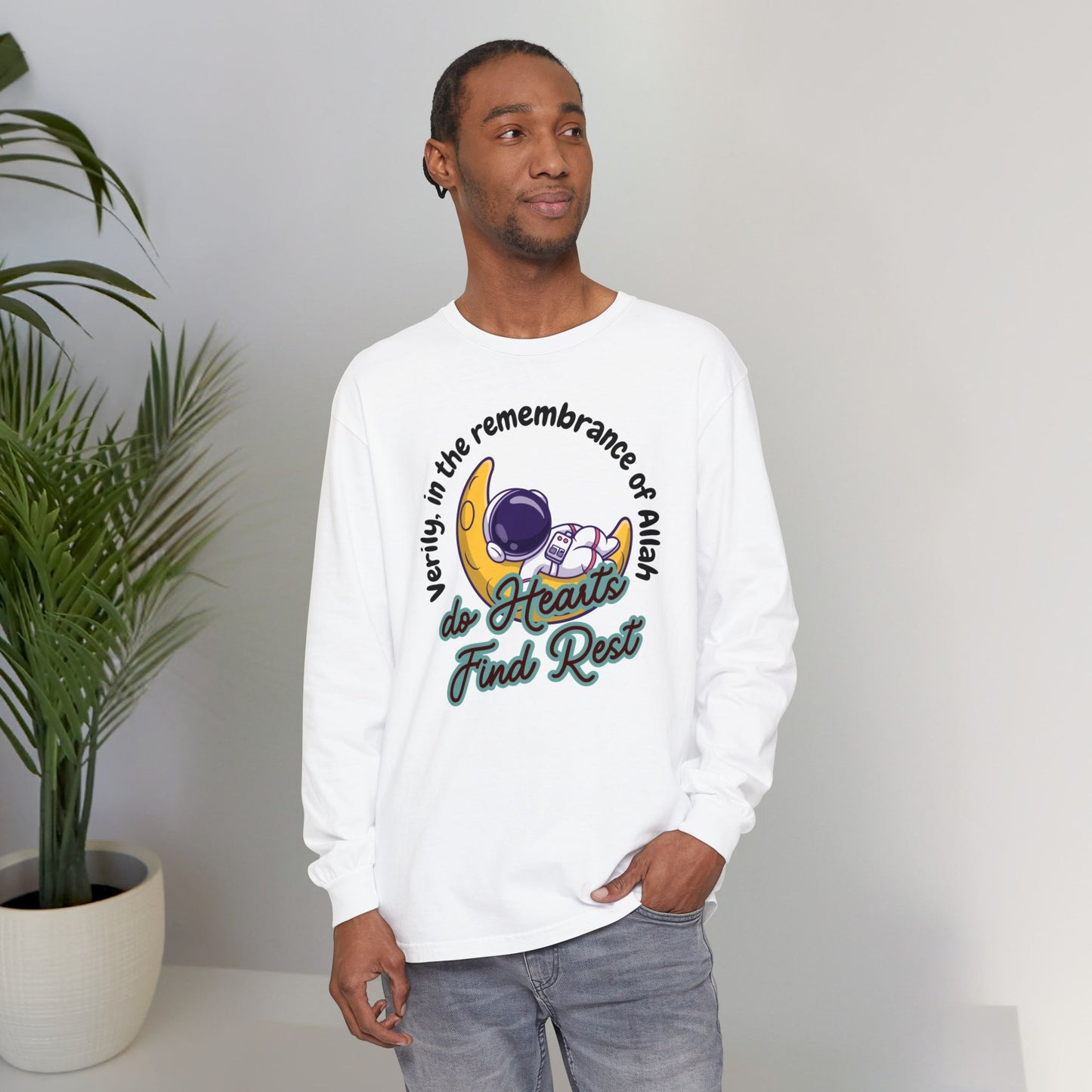 Verily In The Remembrance of Allah Do Hearts Find Rest Long-Sleeve T-Shirt - Astronaut Moon Islamic Graphic Soft Cotton Unisex Long-Sleeve Tee T-Shirt