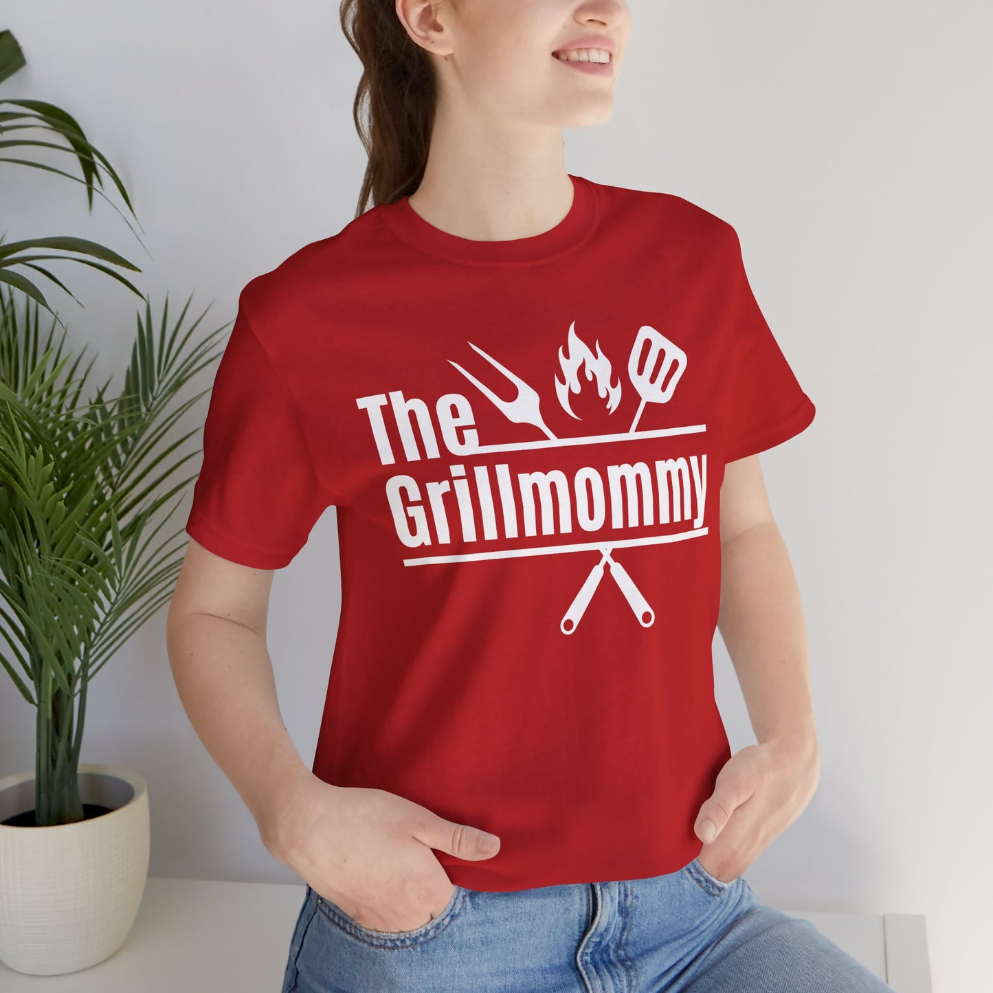 The Grillmommy Typography Tee T-Shirt - Cozy Soft Cotton Unisex BBQ Graphic Tee